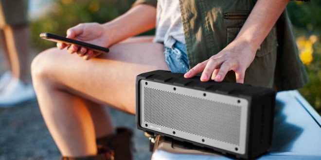 How To Buy Bluetooth Speaker With Power Bank For Camping?